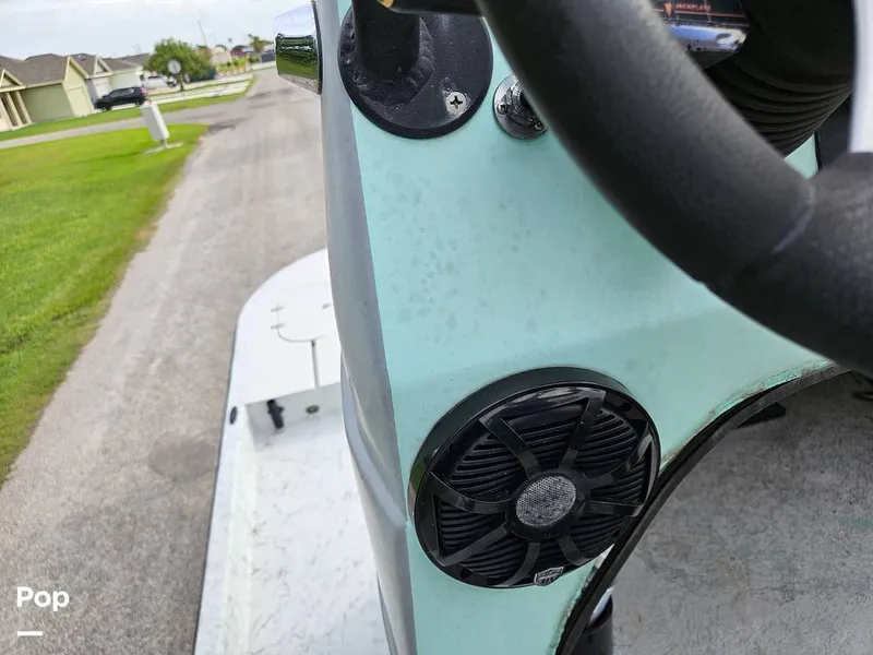 Slide: The Image of Wet Sound Speaker - 15624663