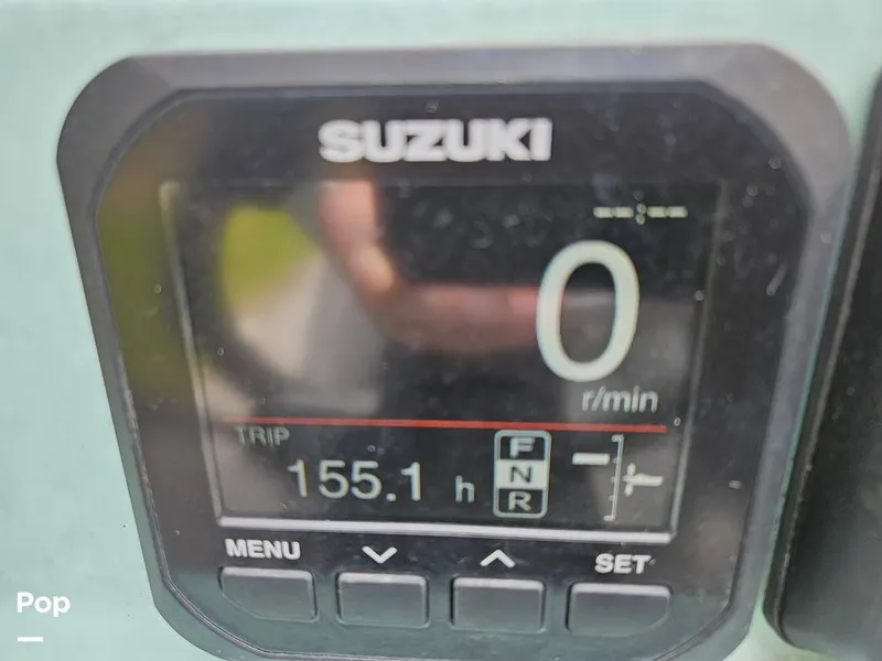 Slide: The Image of Engine/hull Hours - 15624668