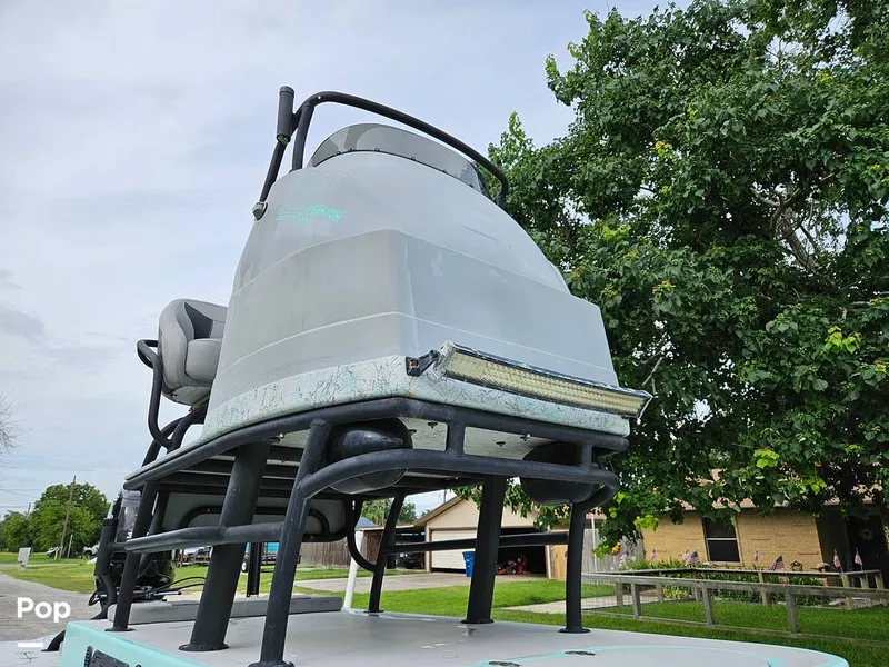 Slide: The Image of Mid-rise Seats/console - 15624578