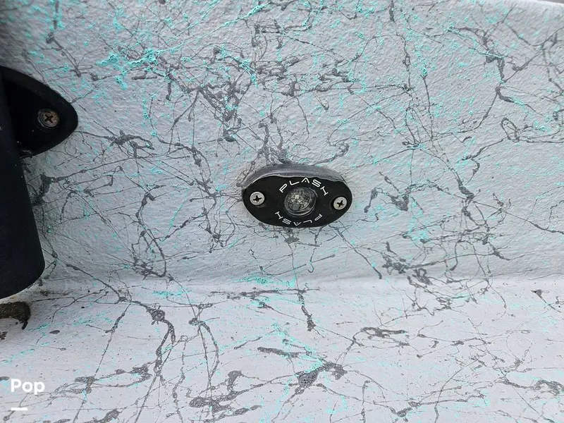 Slide: The Image of Deck Lights - 15624600