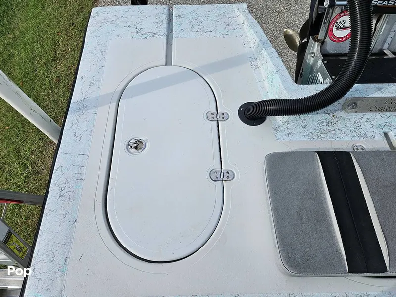 Slide: The Image of Battery Compartment - 15624628