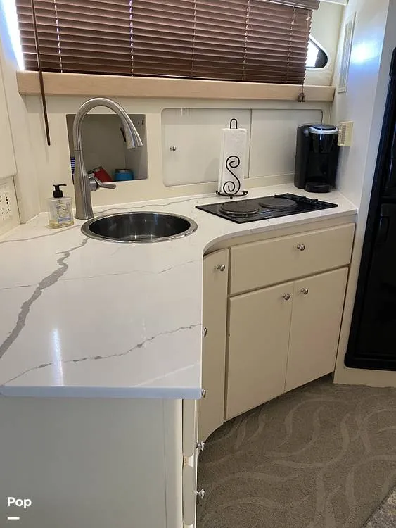 Slide: The Image of Carver Yachts 380 Santego 2000 - 15358774