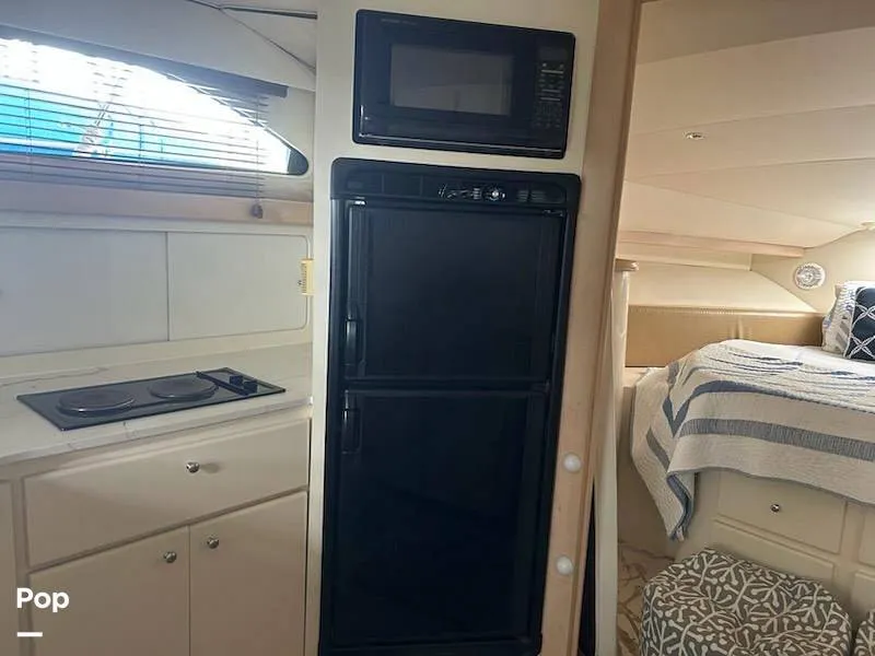 Slide: The Image of Carver Yachts 380 Santego 2000 - 15478909