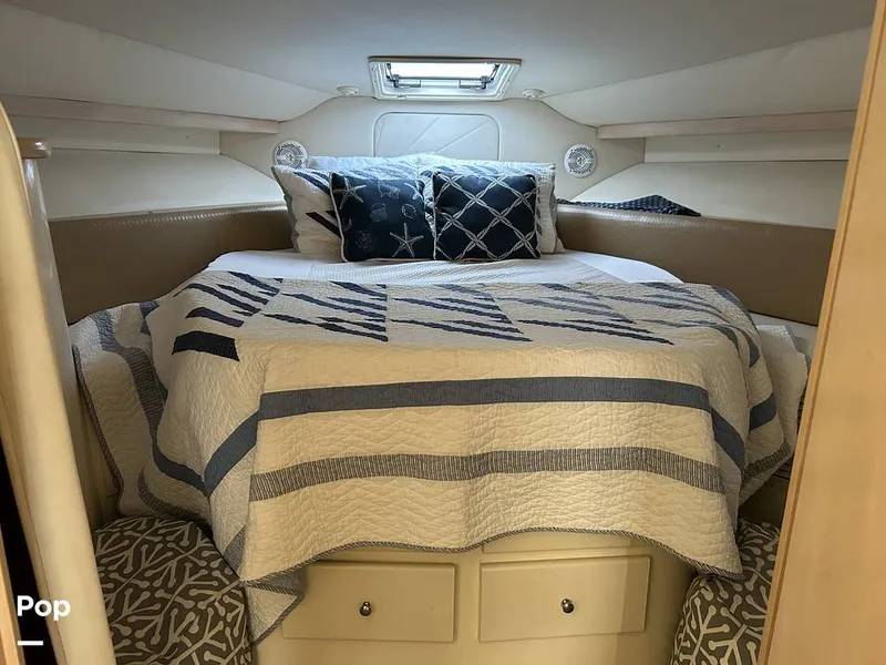 Slide: The Image of Carver Yachts 380 Santego 2000 - 15358777