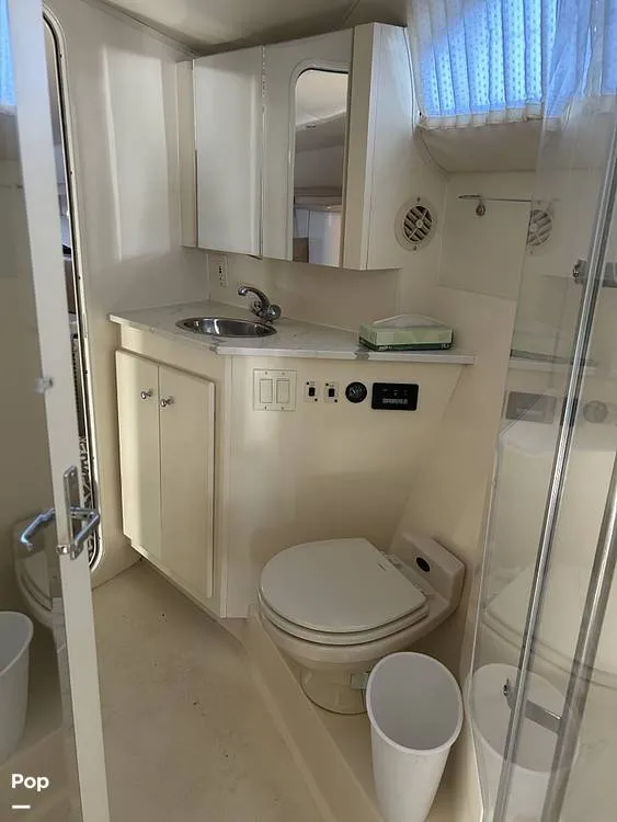 Slide: The Image of Carver Yachts 380 Santego 2000 - 15358780