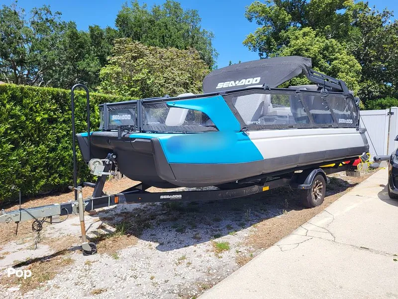 Slide: The Image of Sea-Doo Switch Sport 21 2022 - 15418419