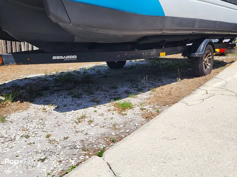 Slide: The Image of Sea-Doo Switch Sport 21 2022 - 15418956