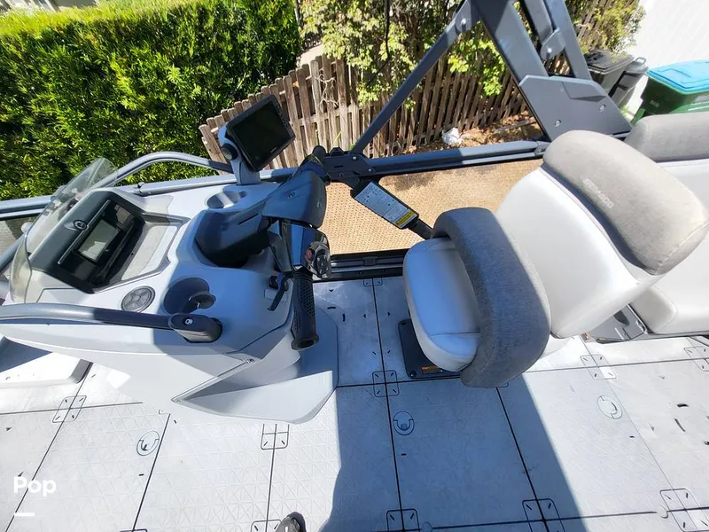 Slide: The Image of Sea-Doo Switch Sport 21 2022 - 15418420