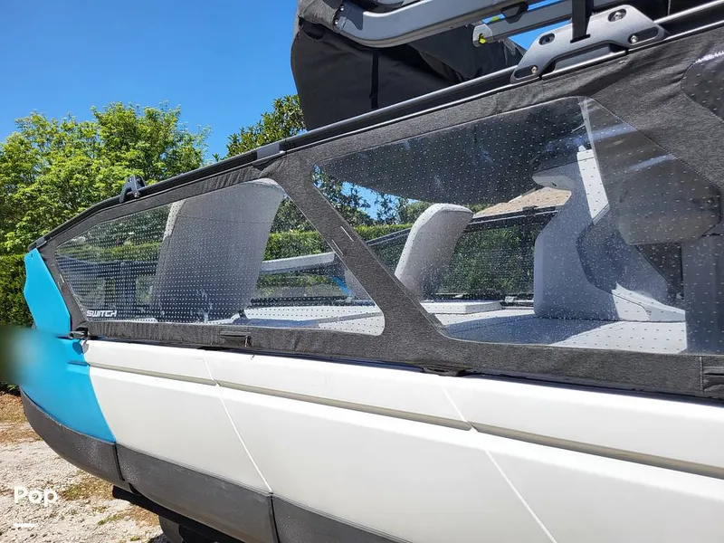 Slide: The Image of Sea-Doo Switch Sport 21 2022 - 15418442