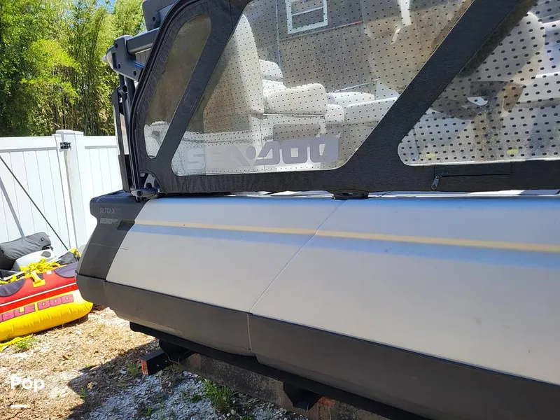 Slide: The Image of Sea-Doo Switch Sport 21 2022 - 15418461