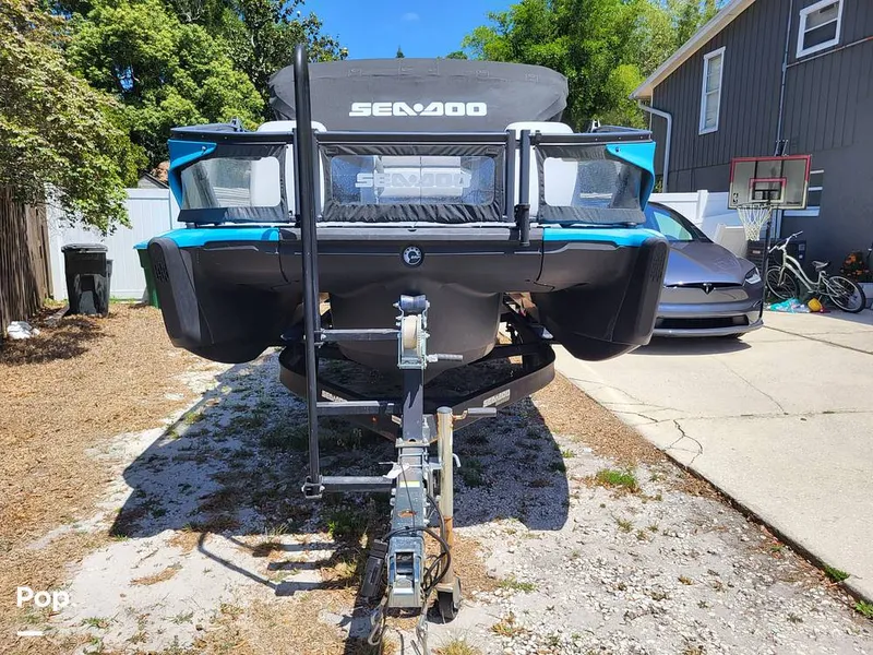 Slide: The Image of Sea-Doo Switch Sport 21 2022 - 15418463