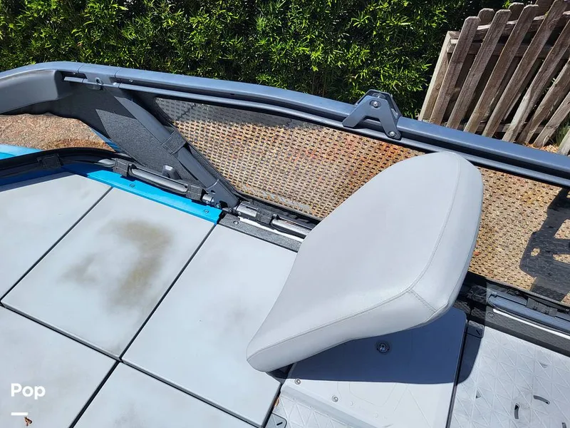 Slide: The Image of Sea-Doo Switch Sport 21 2022 - 15418887