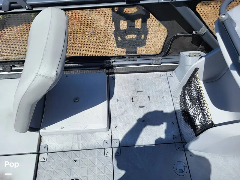 Slide: The Image of Sea-Doo Switch Sport 21 2022 - 15418888