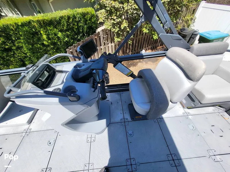 Slide: The Image of Sea-Doo Switch Sport 21 2022 - 15418893