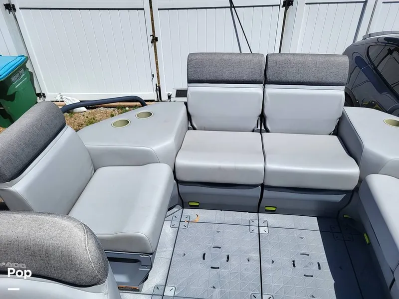 Slide: The Image of Sea-Doo Switch Sport 21 2022 - 15418907