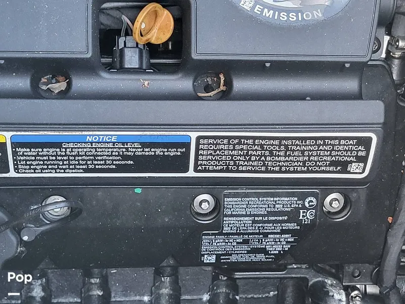 Slide: The Image of Sea-Doo Switch Sport 21 2022 - 15418914