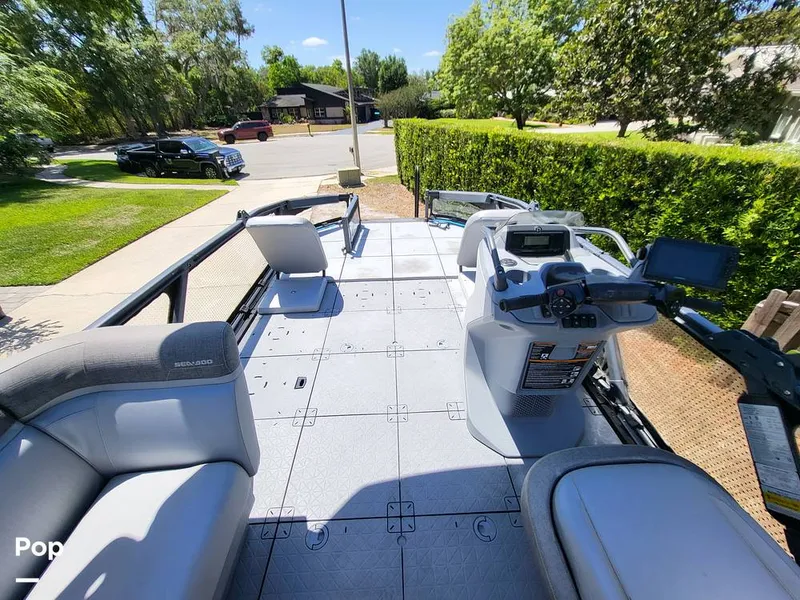 Slide: The Image of Sea-Doo Switch Sport 21 2022 - 15418917