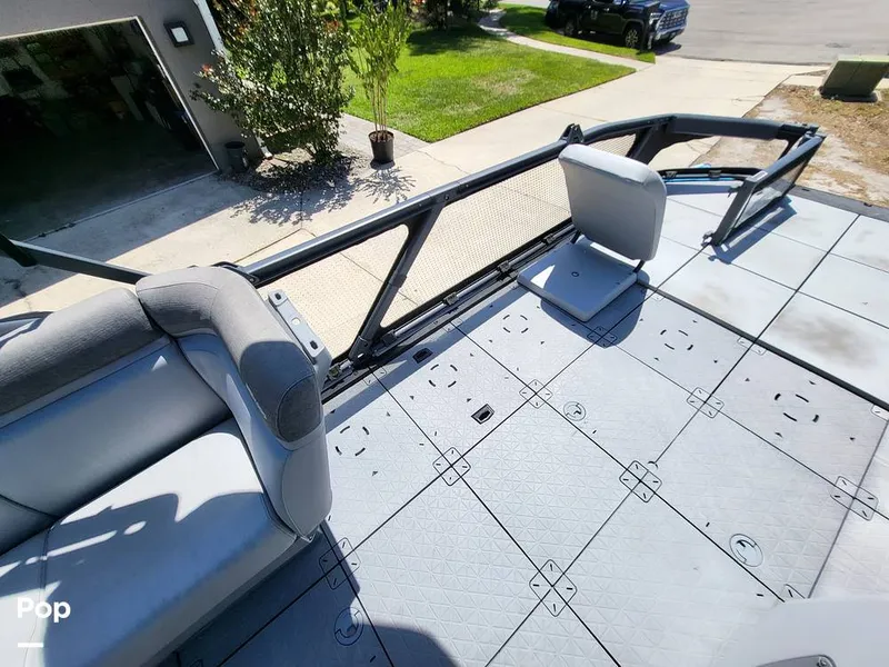 Slide: The Image of Sea-Doo Switch Sport 21 2022 - 15418919