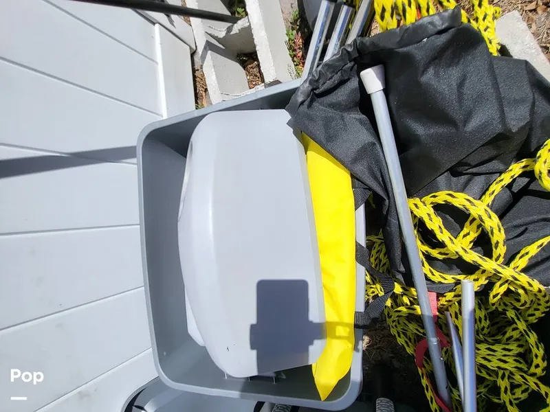 Slide: The Image of Sea-Doo Switch Sport 21 2022 - 15418927