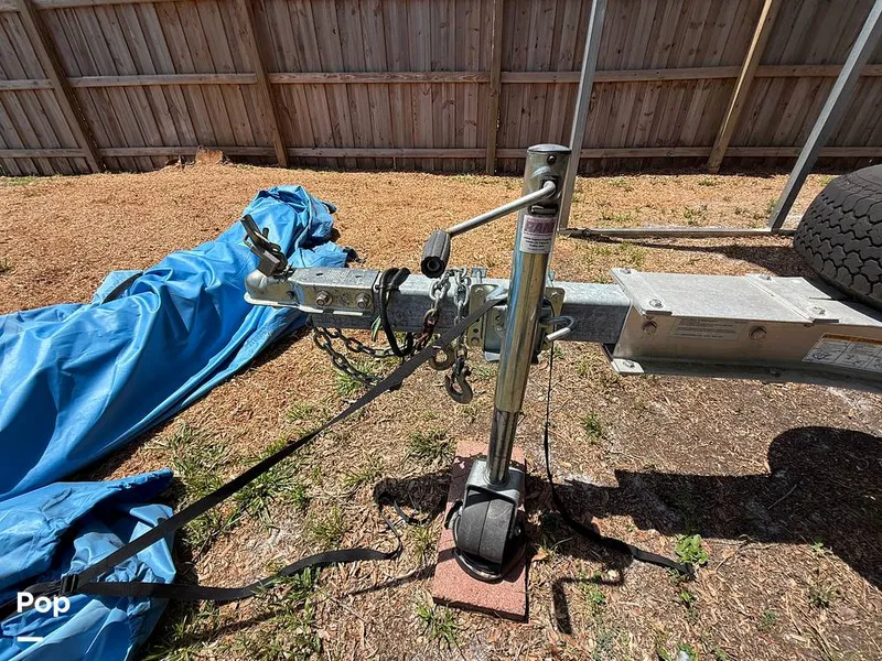 Slide: The Image of Grady-White Explorer 244 1995 - 15482663