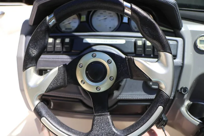 Slide: The Image of Monterey 224FS 2011 - 15425501