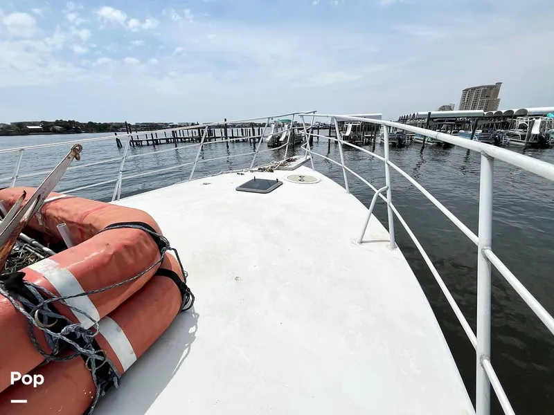 Slide: The Image of Aluminum Deck - 15391430