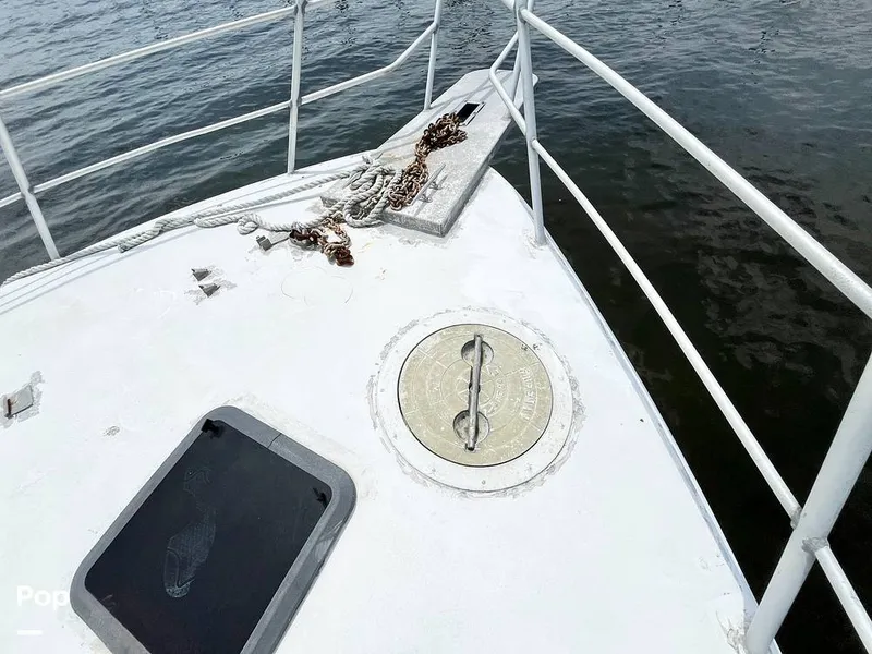 Slide: The Image of Aluminum Deck - 15391432