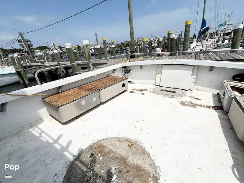 Slide: The Image of 11x12 Aft Deck - 15391437