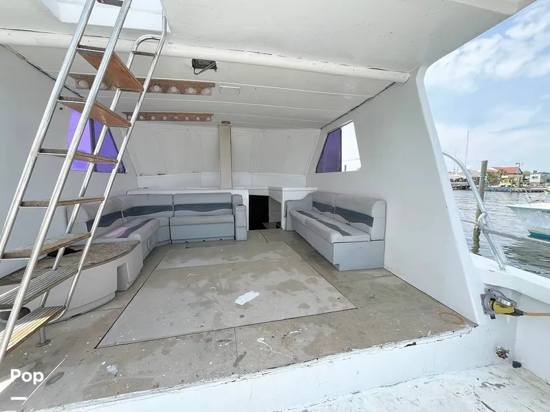 Slide: The Image of 11' Long Covered Deck - 15391444