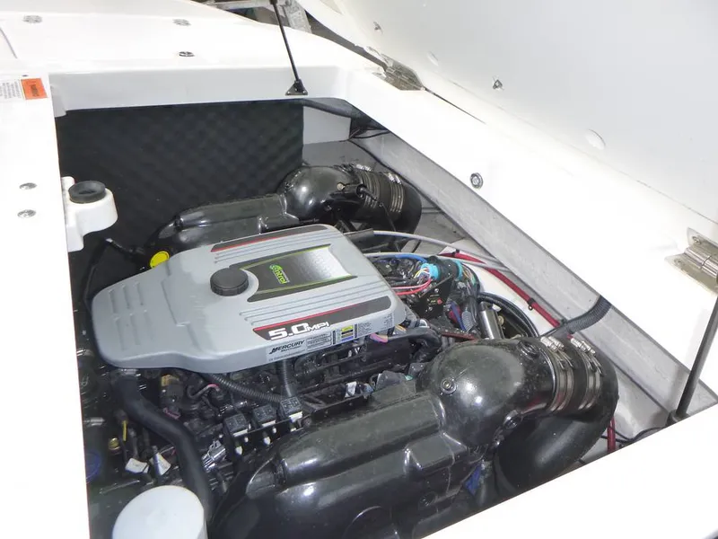 Slide: The Image of Rinker Captiva 216 2012 - 15510065