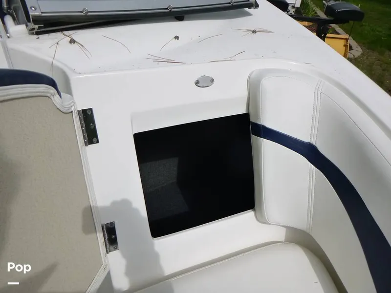 Slide: The Image of Rinker Captiva 216 2012 - 15510092