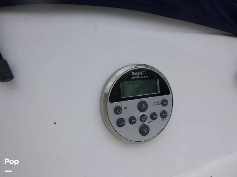 Slide: The Image of Rinker Captiva 216 2012 - 15510104