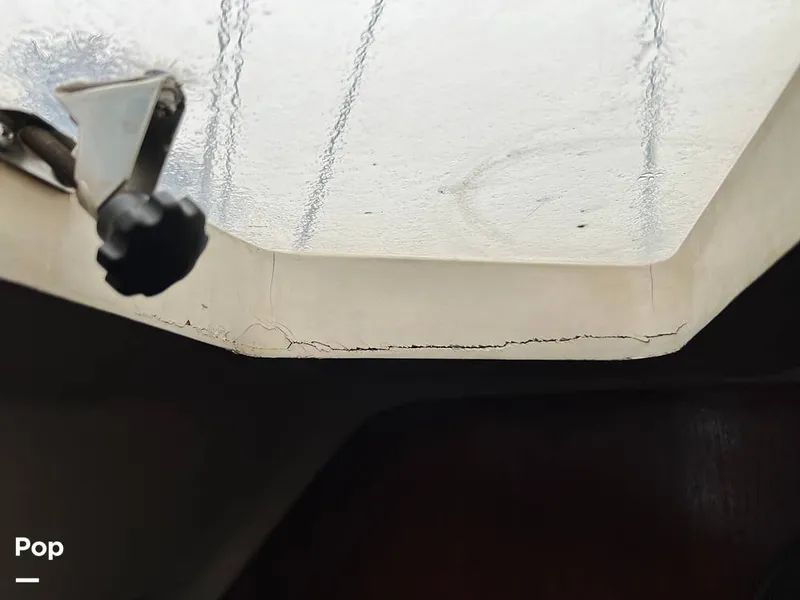 Slide: The Image of Hunter 33.5 1988 - 15557737