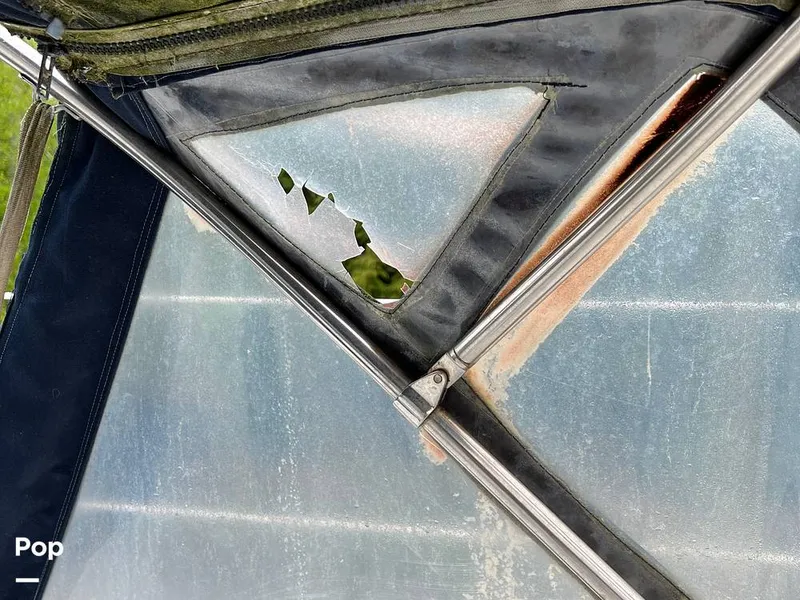 Slide: The Image of Hunter 33.5 1988 - 15557739