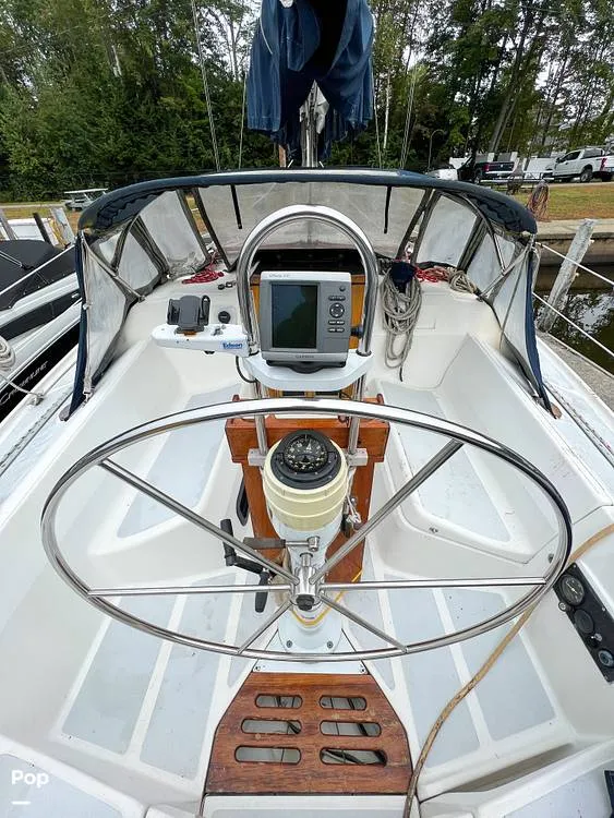 Slide: The Image of Hunter 33.5 1988 - 15557744