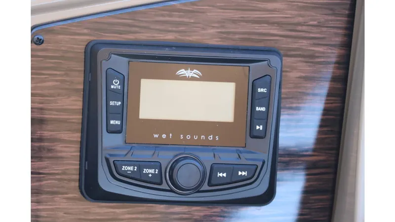 Slide: The Image of Sylvan Mirage 820 CLZ DH 2025 - 30