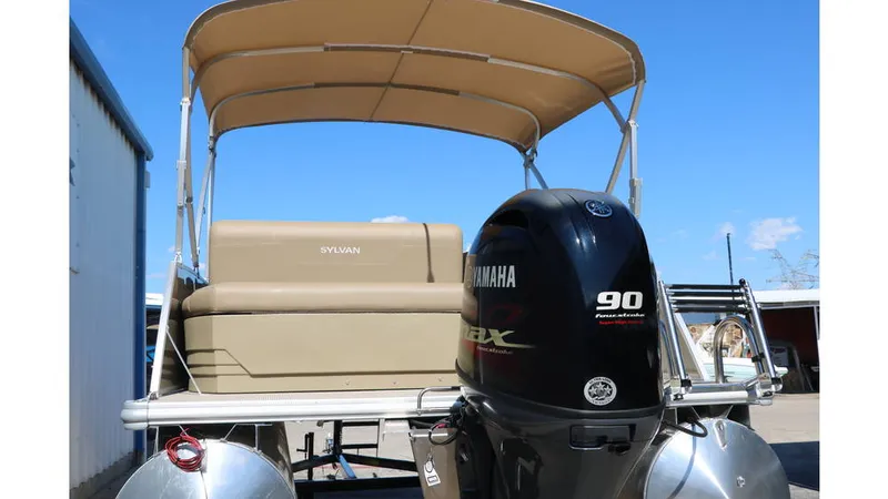 Slide: The Image of Sylvan Mirage 820 CLZ DH 2025 - 5