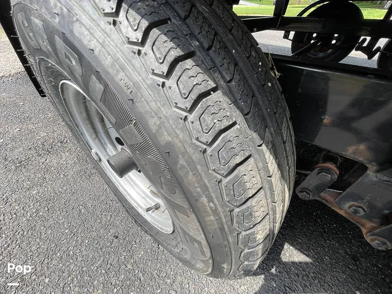 Slide: The Image of Barletta L25UC 2019 - 15503923