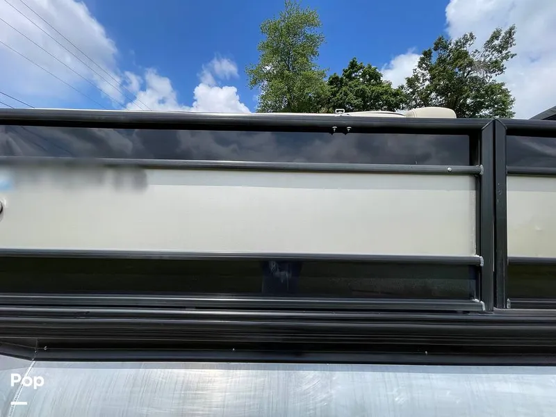 Slide: The Image of Barletta L25UC 2019 - 15504030