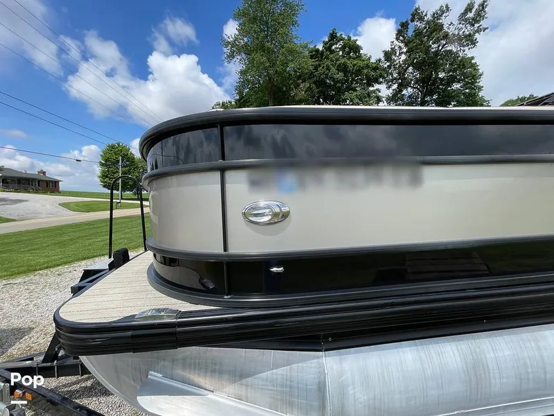 Slide: The Image of Barletta L25UC 2019 - 15504032