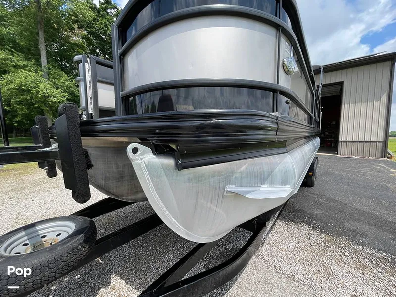 Slide: The Image of Barletta L25UC 2019 - 15504035