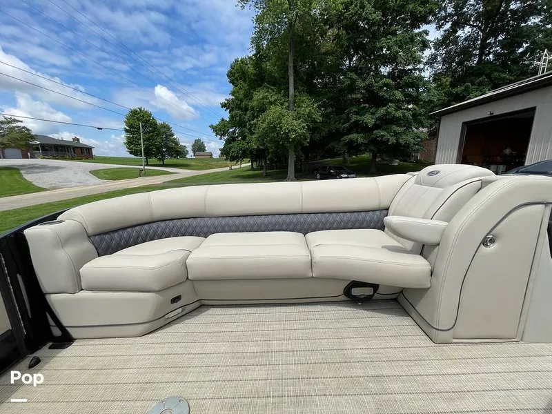 Slide: The Image of Barletta L25UC 2019 - 15503668