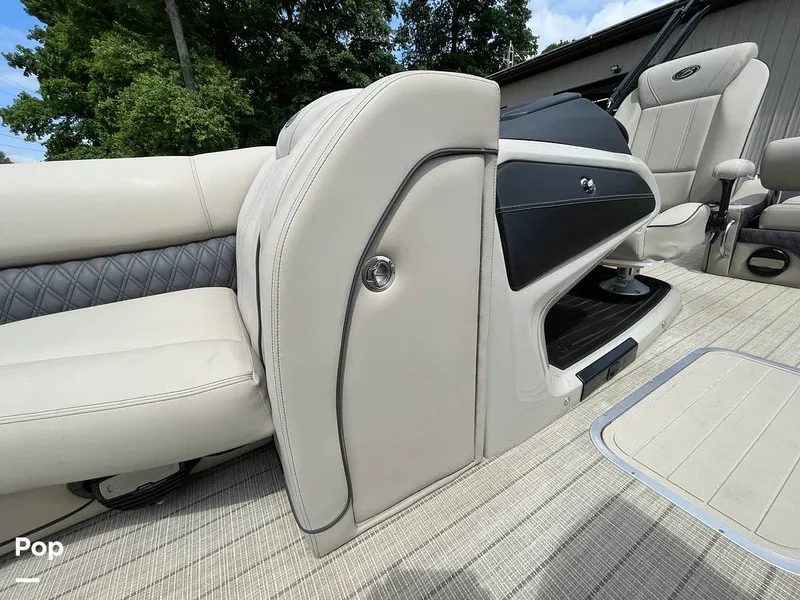 Slide: The Image of Barletta L25UC 2019 - 15503673