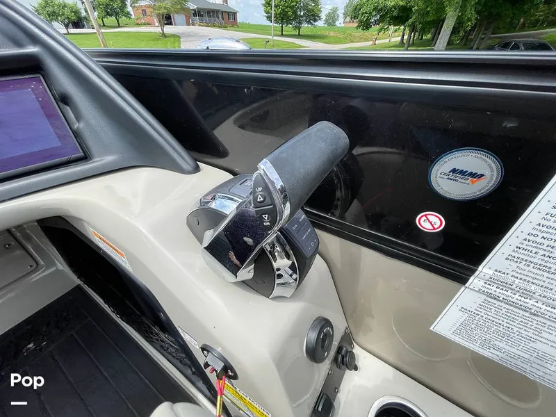 Slide: The Image of Barletta L25UC 2019 - 15503683