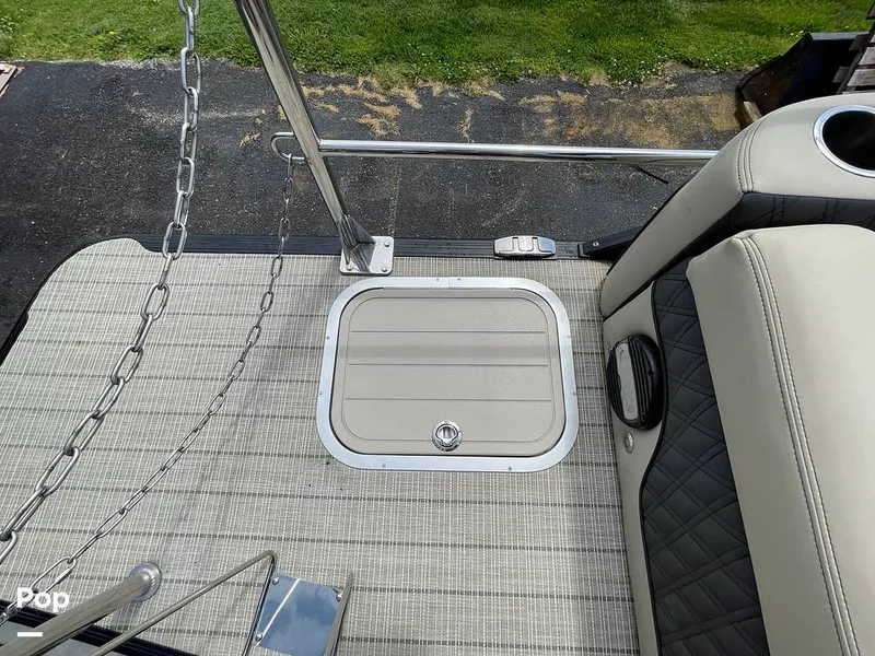 Slide: The Image of Barletta L25UC 2019 - 15503772