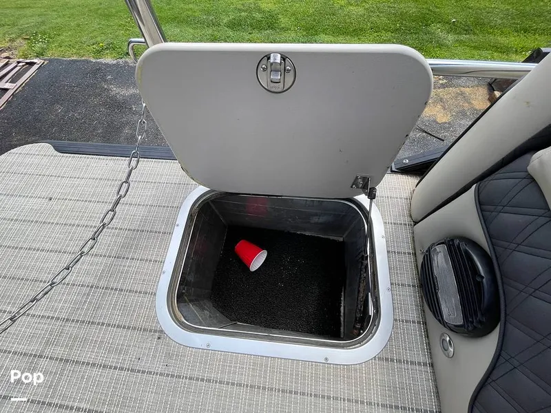 Slide: The Image of Barletta L25UC 2019 - 15503773