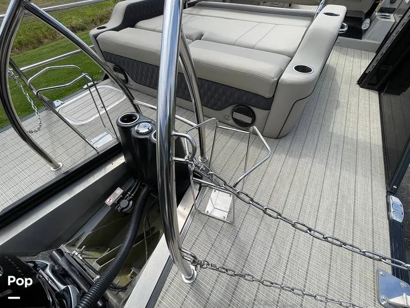 Slide: The Image of Barletta L25UC 2019 - 15503775