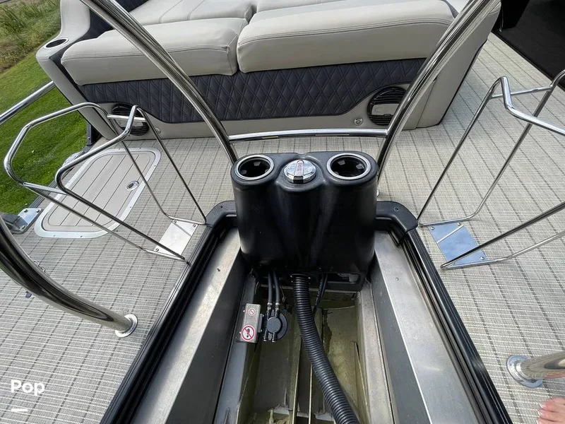 Slide: The Image of Barletta L25UC 2019 - 15503776