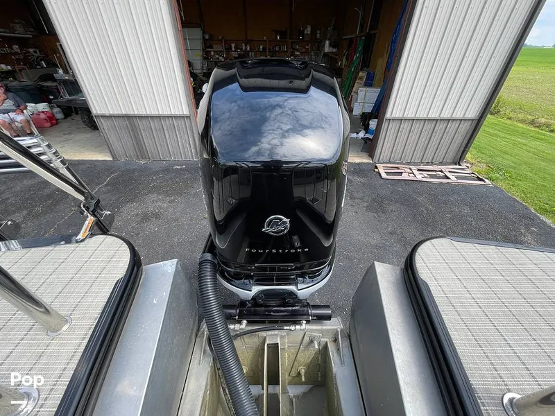 Slide: The Image of Barletta L25UC 2019 - 15503778