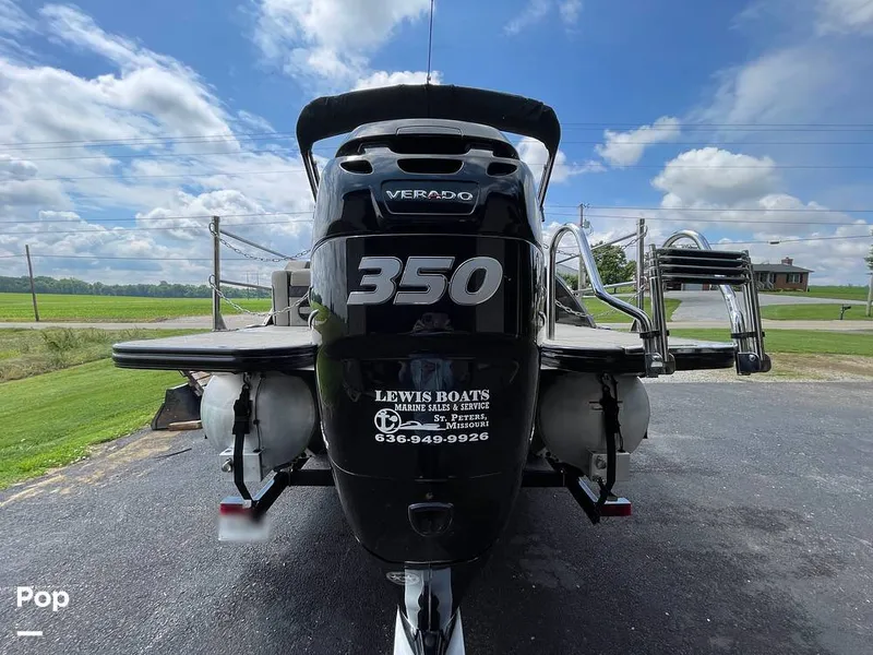 Slide: The Image of Barletta L25UC 2019 - 15503906